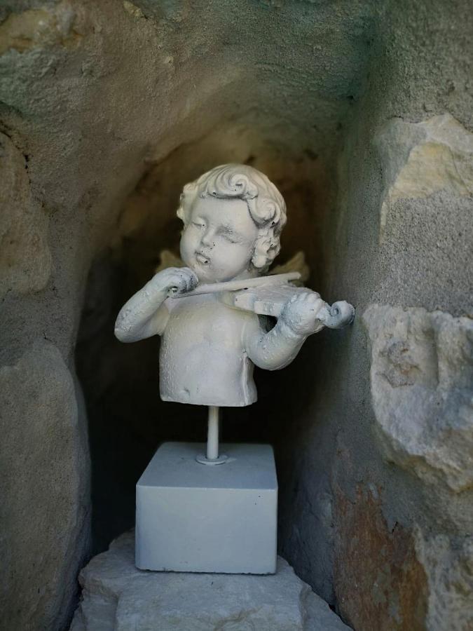 Au Clos Des Anges Saint-Jean-de-Maruéjols-et-Avéjan Exteriör bild